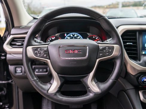 Used 2023 GMC Acadia Denali w/ Black Diamond Edition image 18