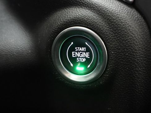 Used 2021 GMC Sierra 1500 SLT w/ SLT Premium Package image 11