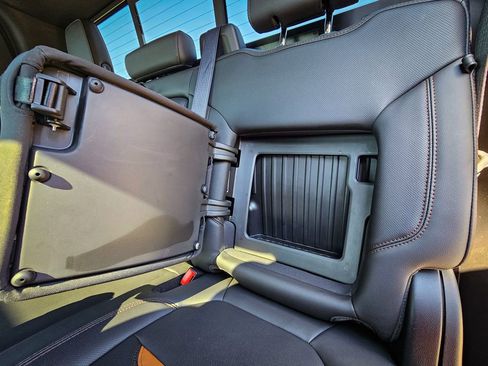 Used 2020 GMC Sierra 1500 AT4 w/ AT4 Premium Package AWD/4WD image 35