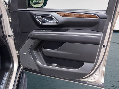Used 2023 Chevrolet Tahoe Premier RWD image 34