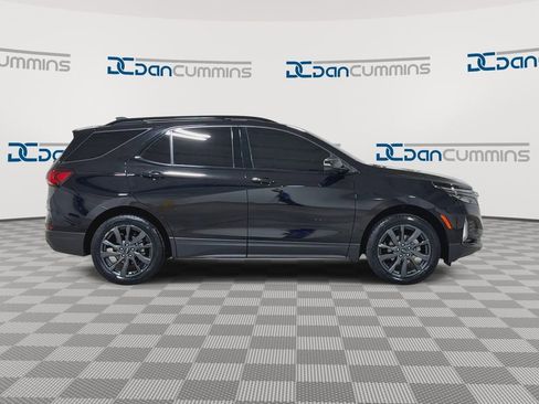 Used 2023 Chevrolet Equinox RS AWD/4WD image 9