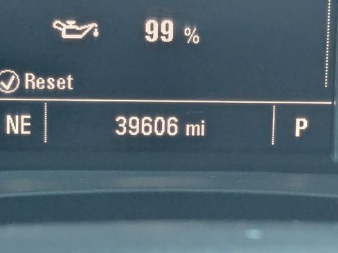 Used 2021 Chevrolet Traverse LS w/ LPO, Floor Liner Package image 35