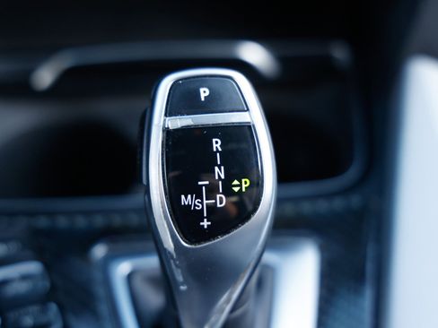 Used 2018 BMW 340i xDrive Sedan w/ Premium Package image 46