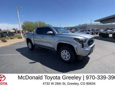 Used 2024 Toyota Tacoma SR5 AWD/4WD image 2