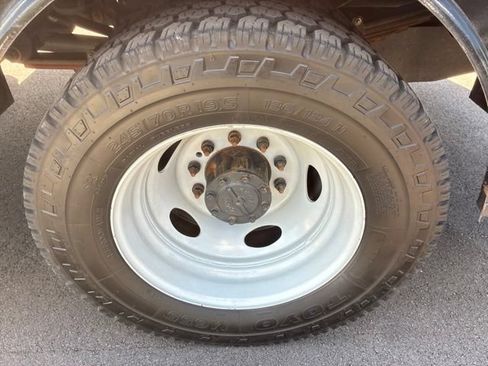 Used 2024 Ford F550 4x4 Crew Cab Super Duty image 13