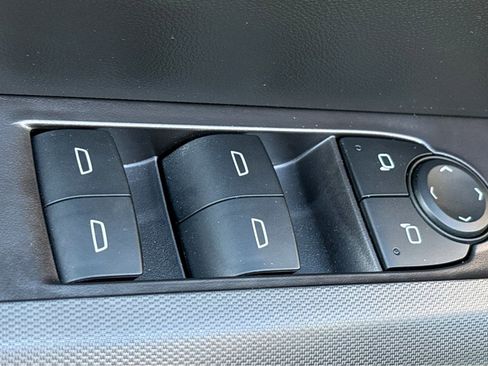 Used 2026 Chevrolet Colorado W/T w/ Advanced Trailering Package image 31