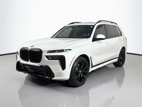 Used 2025 BMW X7 xDrive40i w/ Executive Package AWD/4WD image 1