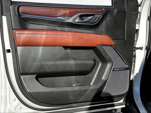 Used 2023 GMC Yukon Denali Ultimate image 18