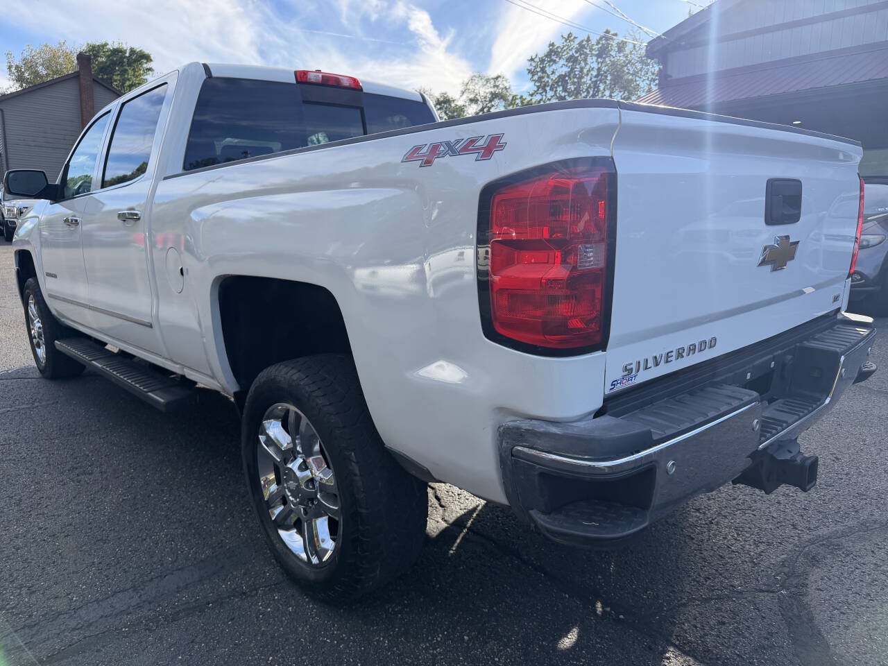 Used 2015 Chevrolet Silverado 2500 LTZ w/ Duramax Plus Package AWD/4WD image 5