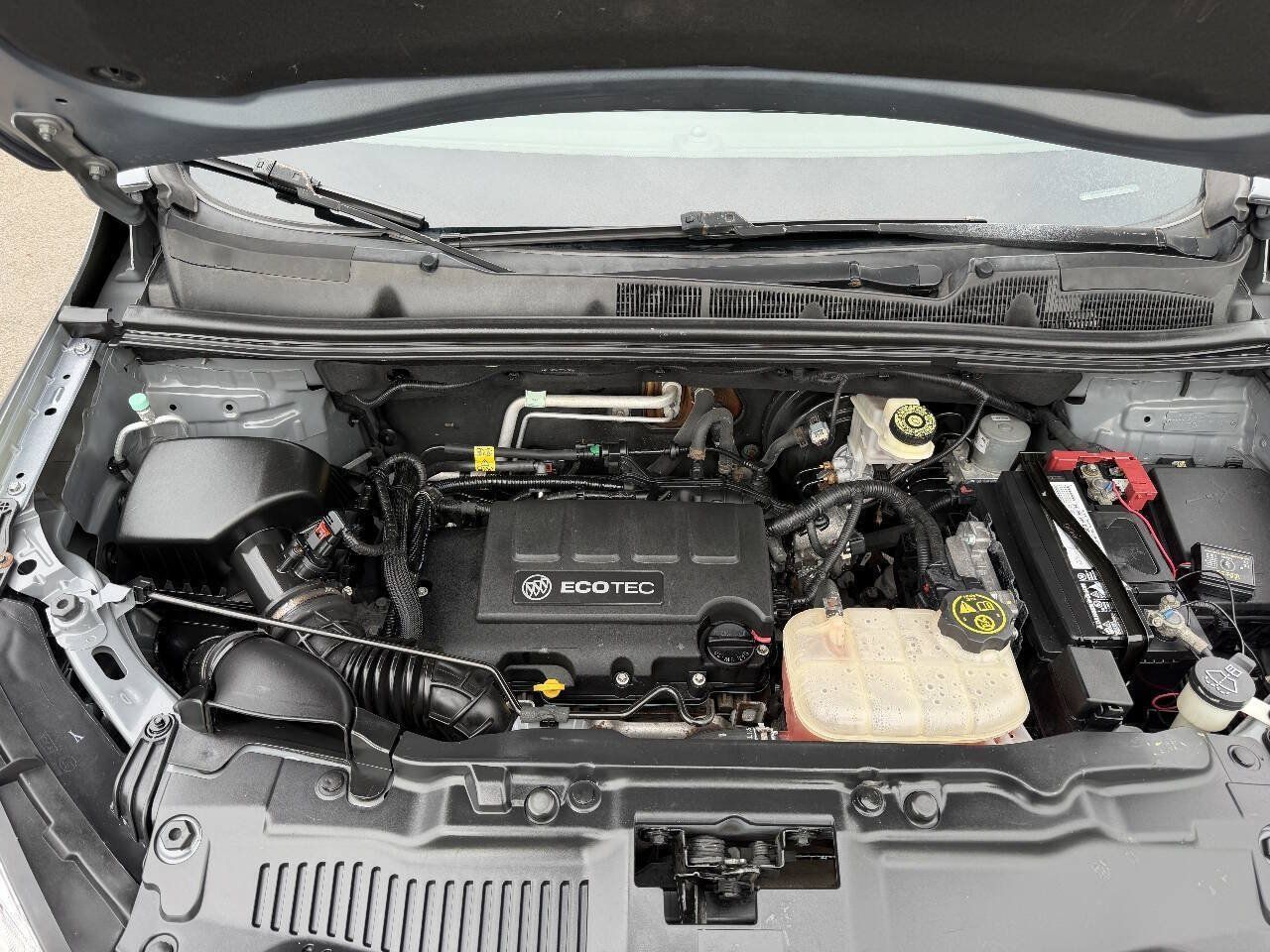 Used 2014 Buick Encore FWD image 15