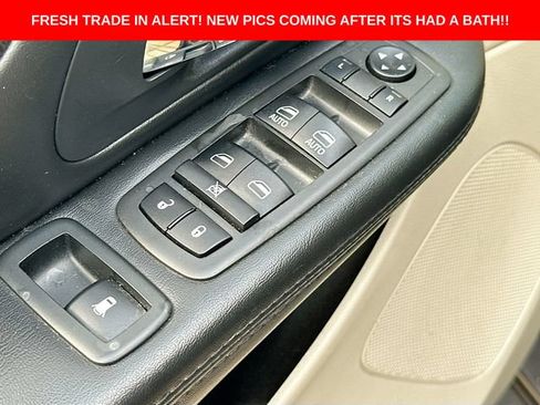 Used 2019 Dodge Grand Caravan SE w/ UConnect Hands-Free Group FWD image 18