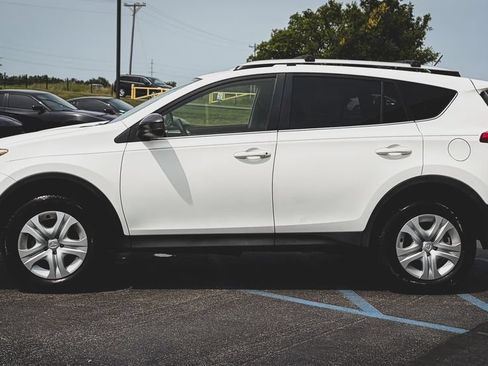 Used 2015 Toyota RAV4 LE FWD image 15