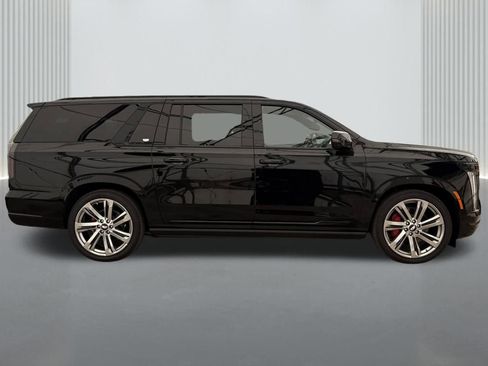 New 2025 Cadillac Escalade ESV Sport Platinum image 4