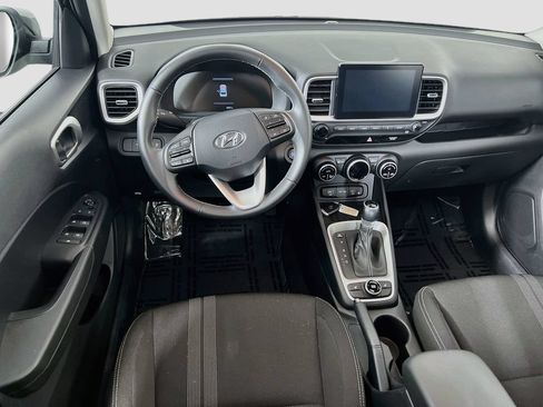 Certified 2026 Hyundai Venue SEL FWD image 21