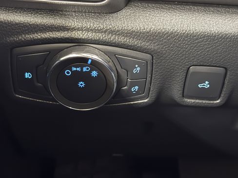 Used 2019 Ford Ranger XLT w/ Equipment Group 302A Luxury image 17