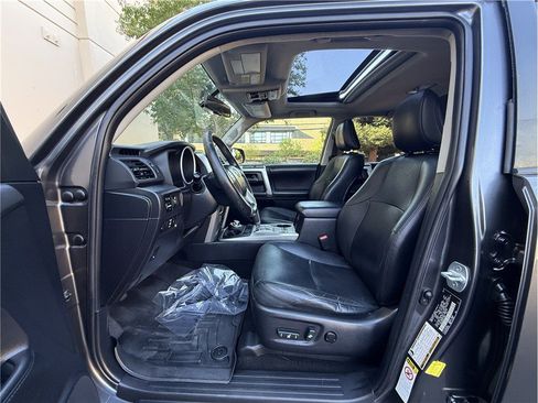 Used 2013 Toyota 4Runner Limited AWD/4WD image 7