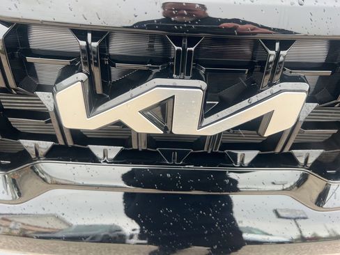Used 2024 Kia Telluride EX X-Line AWD/4WD image 30