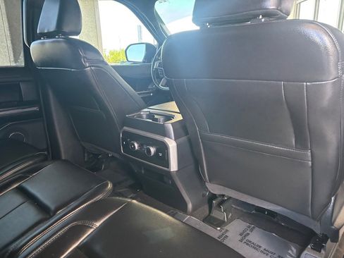 Used 2021 Ford Expedition XLT AWD/4WD image 36