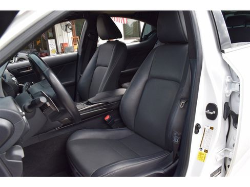 Used 2021 Lexus IS 300 w/ Comfort Package image 11