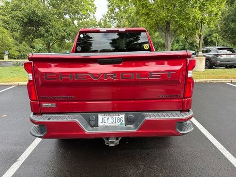 Used 2022 Chevrolet Silverado 1500 Custom w/ LPO, Dark Essentials Package AWD/4WD image 4