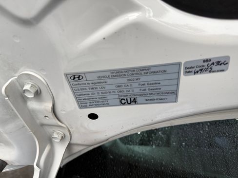 Used 2022 Hyundai Elantra Blue image 23