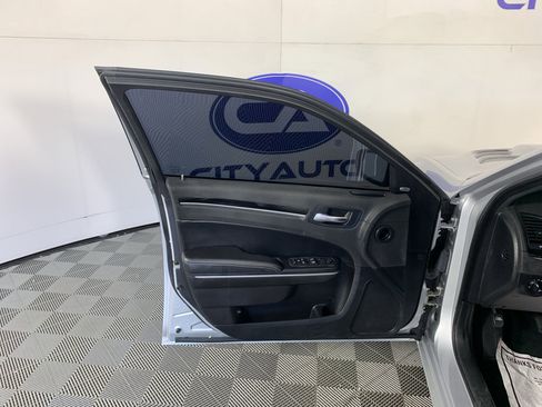 Used 2022 Chrysler 300 S RWD image 14