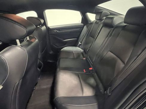 Used 2018 Honda Accord Sport image 23