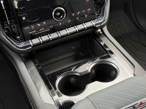 New 2026 GMC Yukon AT4 w/ AT4 Premium Package image 15