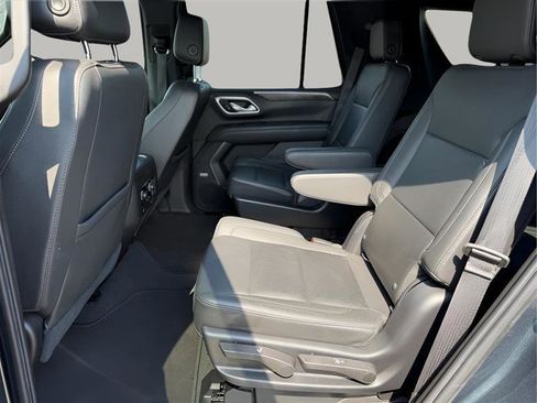 Used 2021 Chevrolet Tahoe Z71 image 27