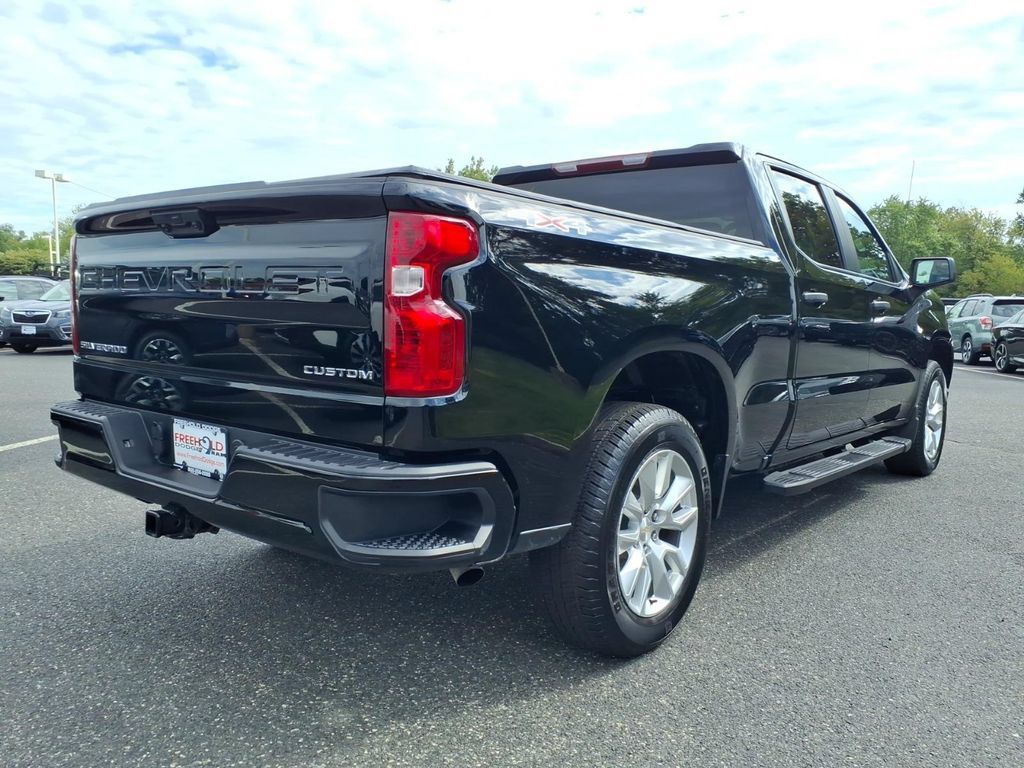 Used 2024 Chevrolet Silverado 1500 Custom AWD/4WD image 18