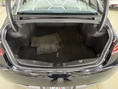 Used 2017 Lincoln MKZ Reserve image 9