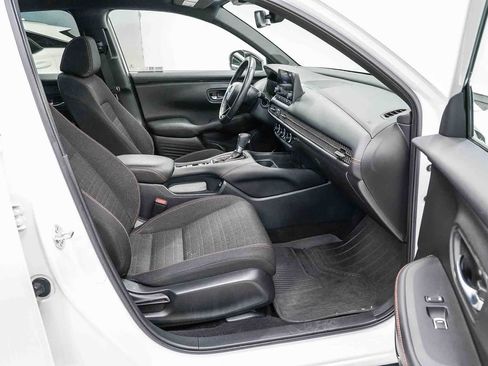 Used 2023 Honda HR-V Sport image 16