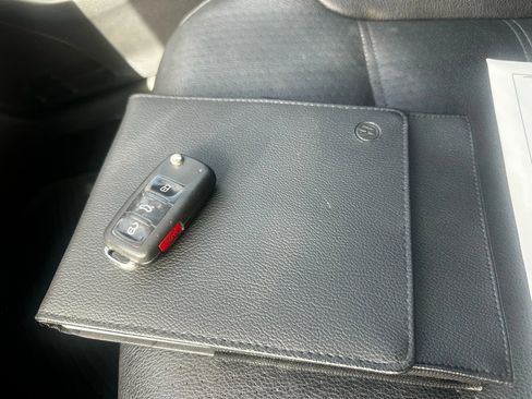 Used 2011 Volkswagen Jetta SE image 22