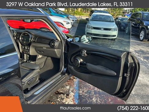 Used 2019 MINI Cooper S image 23