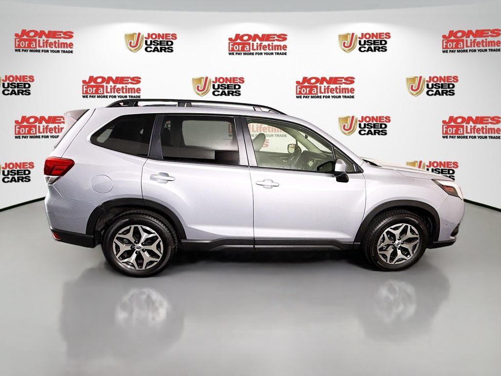 Used 2024 Subaru Forester Premium AWD/4WD image 19