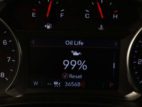Used 2024 Chevrolet Equinox RS w/ RS Leather Package FWD image 8