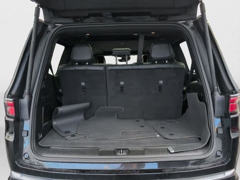 Used 2025 Jeep Wagoneer Series III w/ Premium Group I image 21