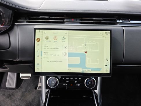 Used 2023 Land Rover Range Rover SE image 20