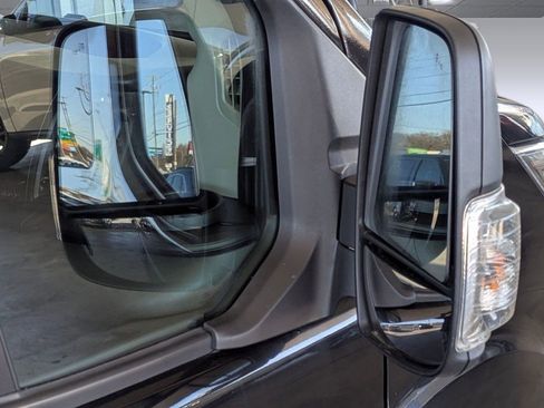 Used 2023 Ford Transit 350 XLT image 19