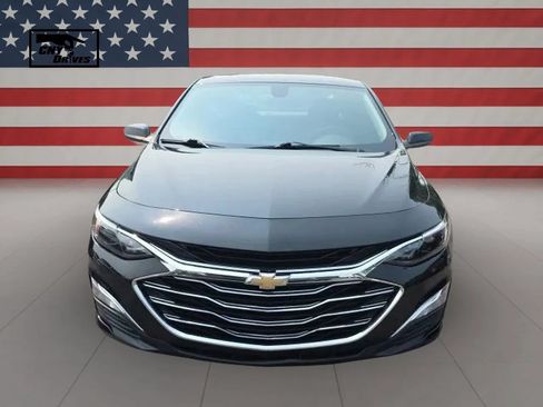 Used 2020 Chevrolet Malibu LS FWD image 2