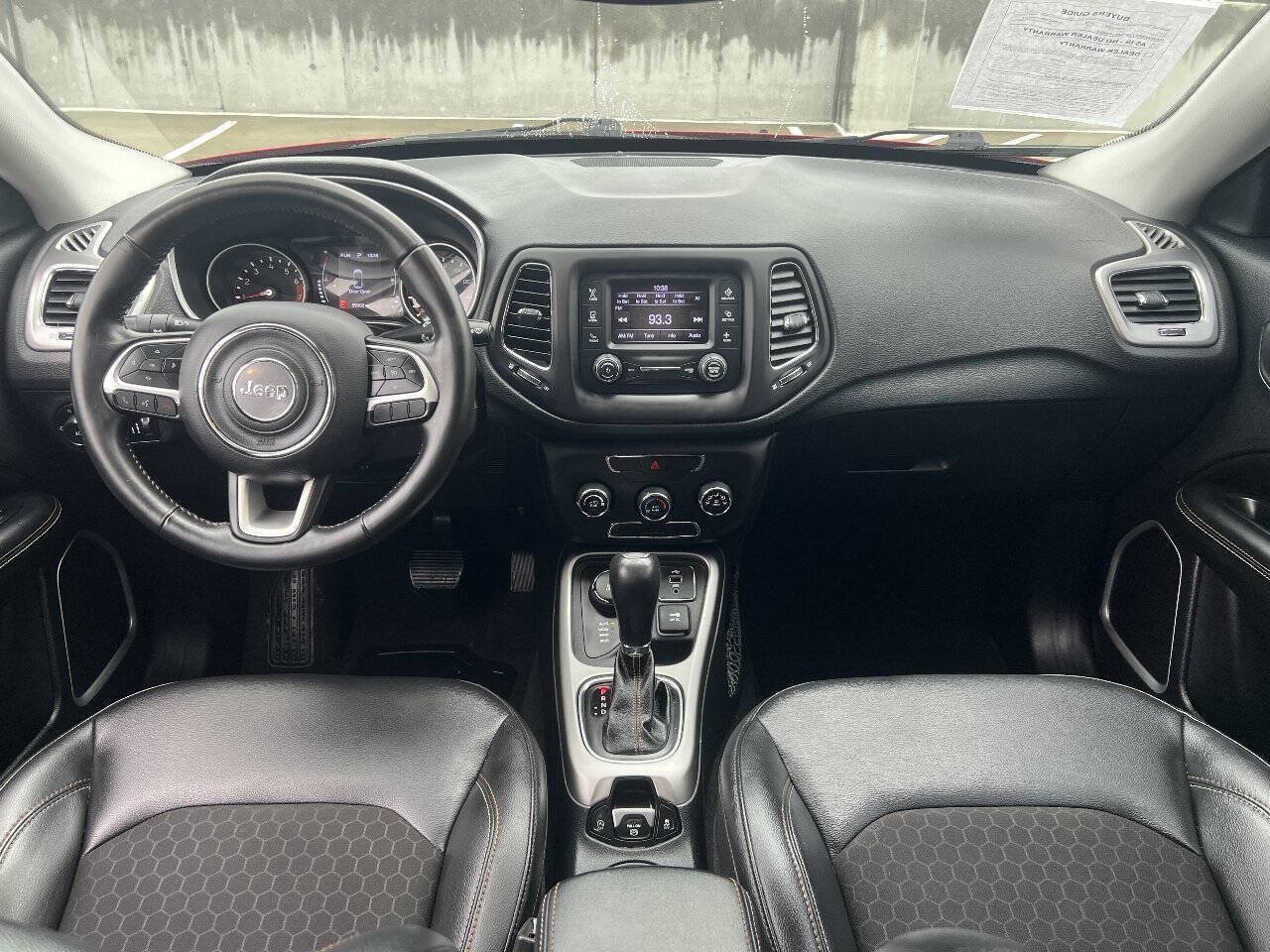 Used 2018 Jeep Compass Latitude AWD/4WD image 15