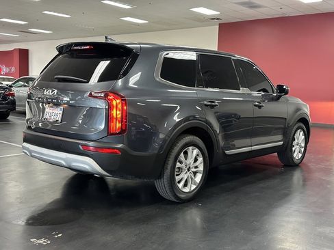 Used 2022 Kia Telluride LX image 7