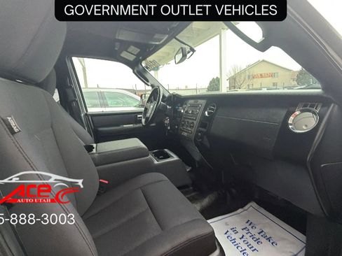 Used 2017 Ford Expedition XL image 12