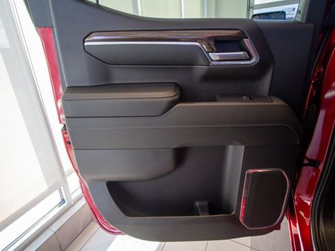 Certified 2023 Chevrolet Silverado 1500 LT image 9