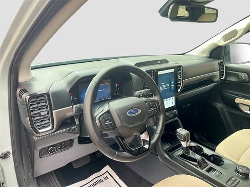 Used 2024 Ford Ranger XLT w/ Trailer Tow Package image 9