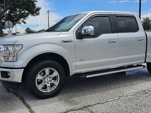 Used 2017 Ford F150 Lariat w/ Equipment Group 502A Luxury AWD/4WD image 1