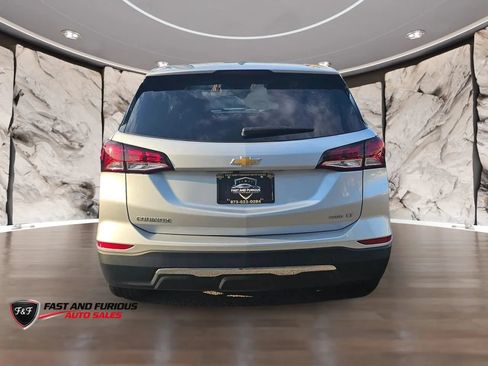 Used 2022 Chevrolet Equinox LT w/ LPO, Floor Liner Package AWD/4WD image 7