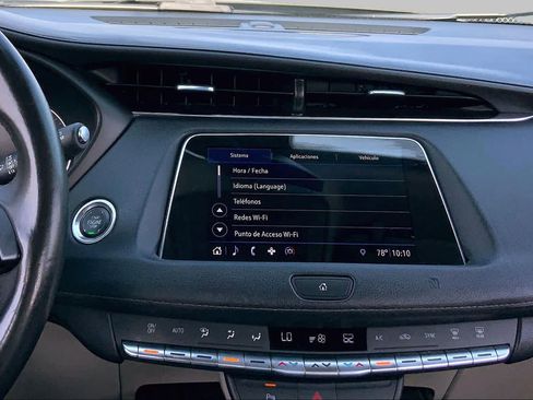 Used 2019 Cadillac XT4 Luxury FWD image 12