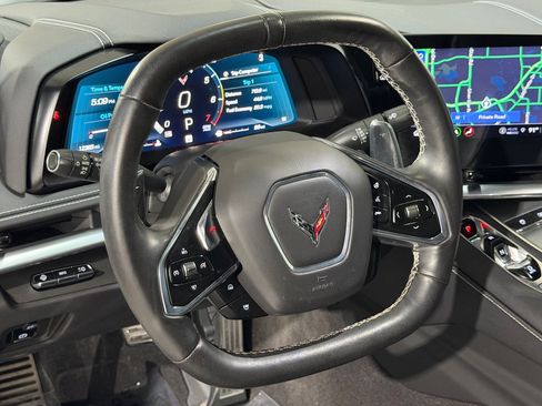 Used 2023 Chevrolet Corvette Stingray Preferred Conv w/ Z51 Performance Package RWD image 9