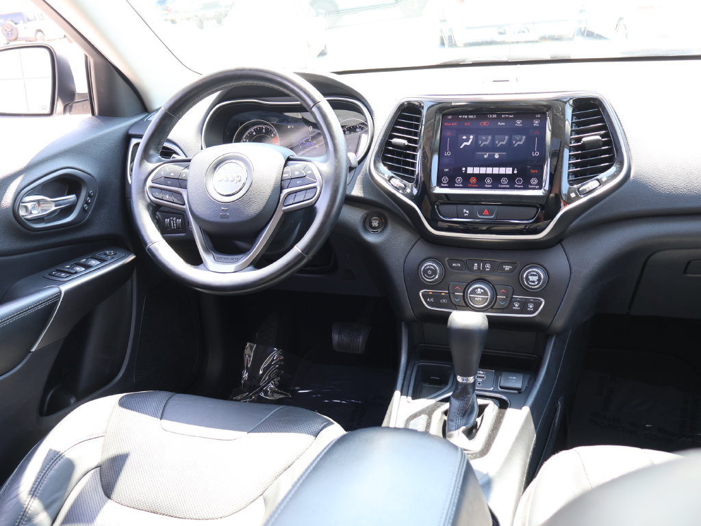 Used 2020 Jeep Cherokee Limited FWD image 12